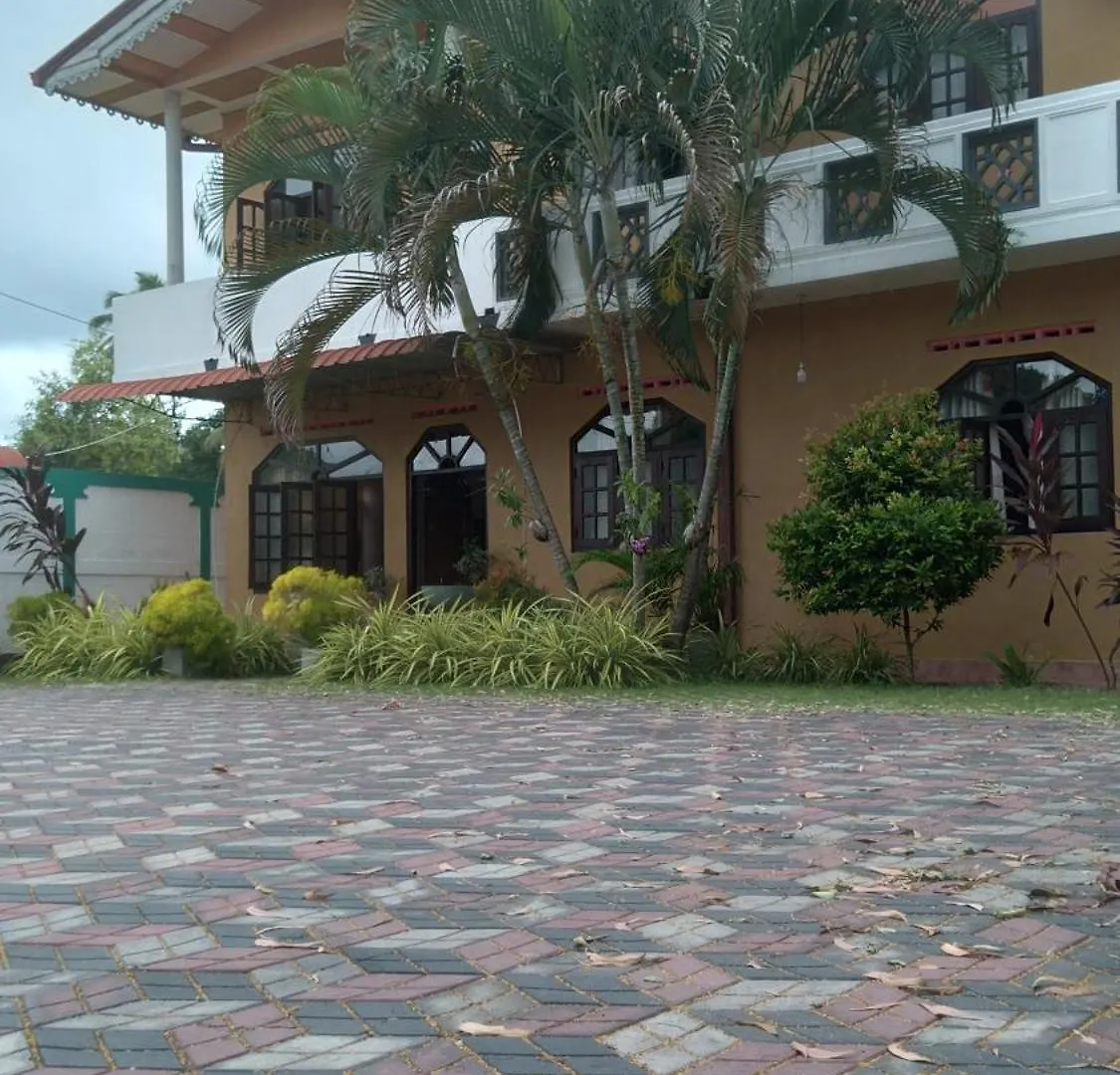 Ch Rooms - Transit Airport Negombo
